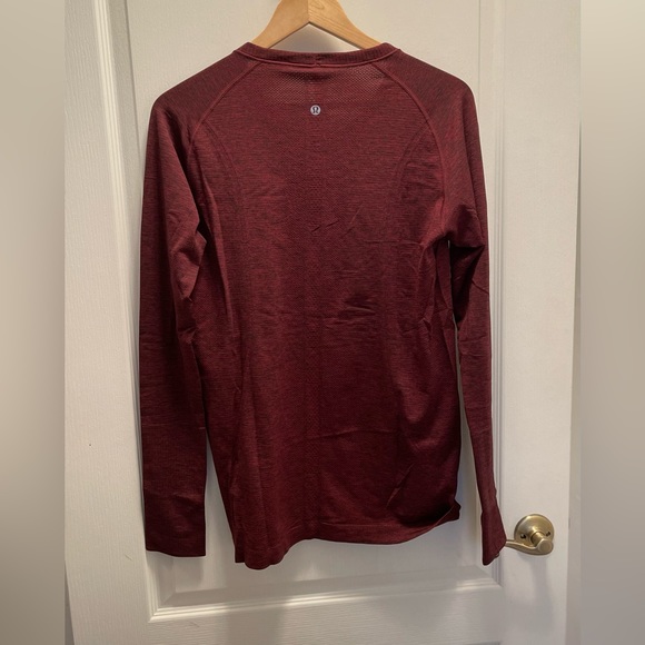 Lululemon Swiftly Tech Top. - Picture 4 of 4